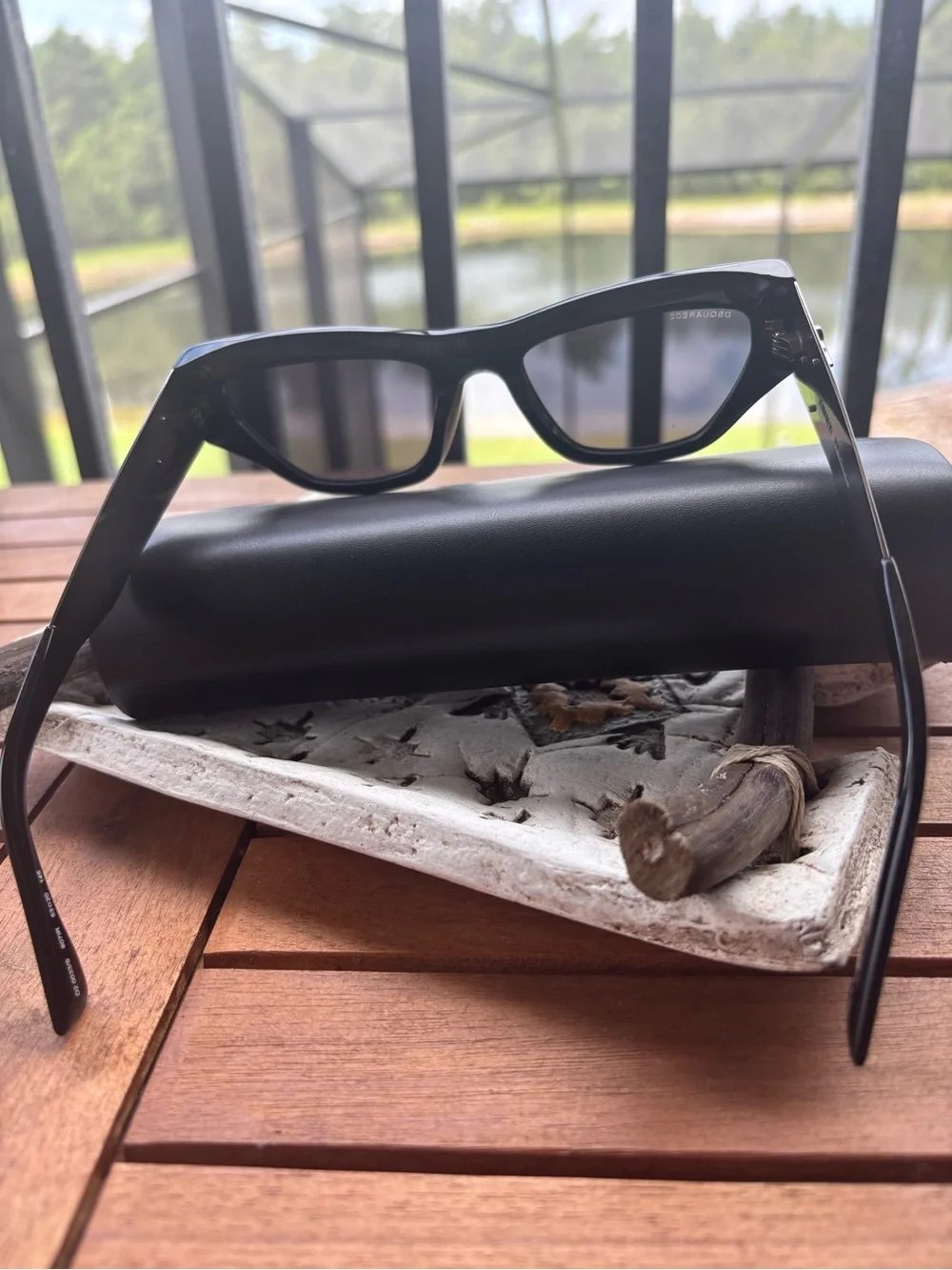 DSQUARED2 Black Oversized Cat-Eye Sunglasses